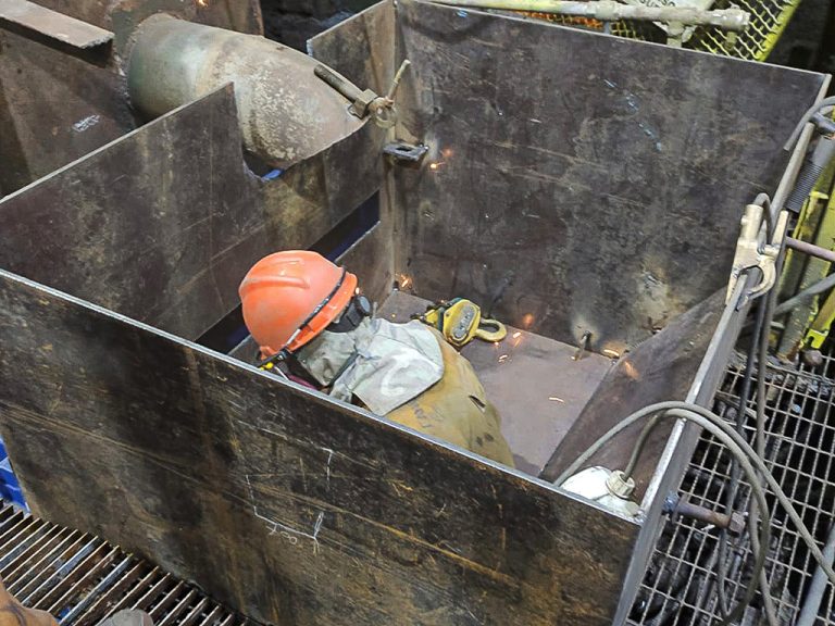 Cajón de muestreo unidad minera raura